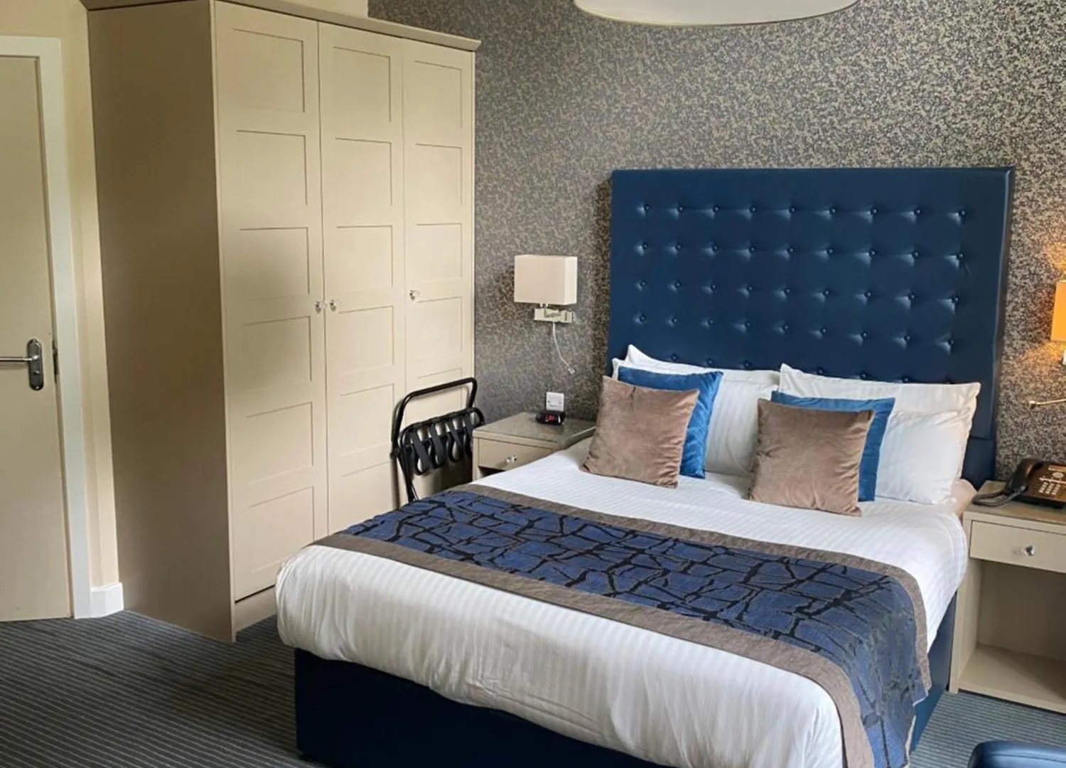 315 Bar & Restaurant Hotel Huddersfield